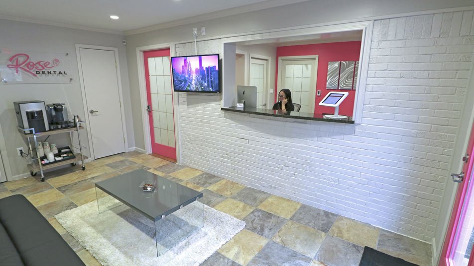 holistic-dentistry-patient-reception-area-rose-dental-atlanta rose dental reception